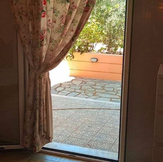 اقامتگاه Chios Green Oasis