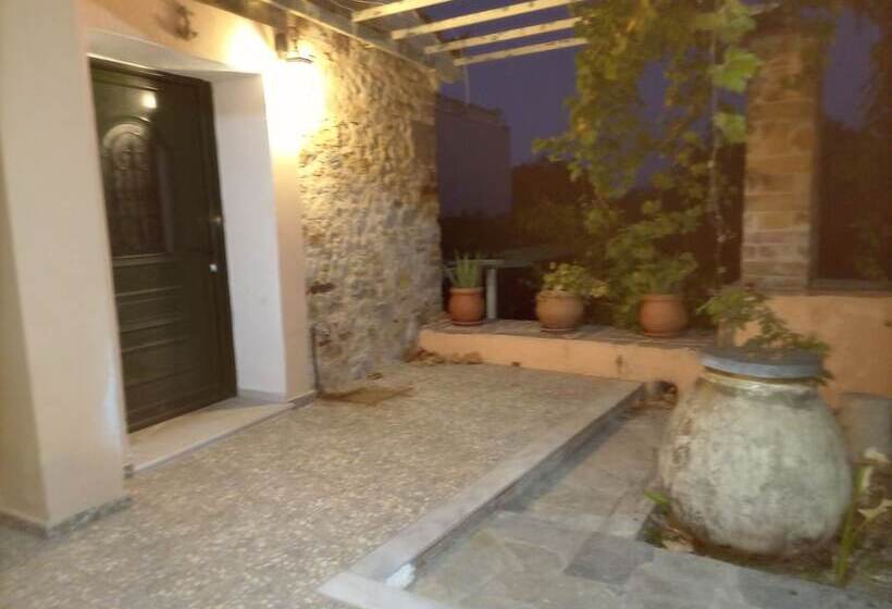 اقامتگاه Chios Green Oasis