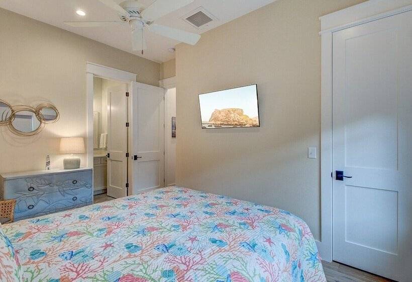 4 36th Avenue By Avantstay Chef S Kitchen, Rooftop & Pool!