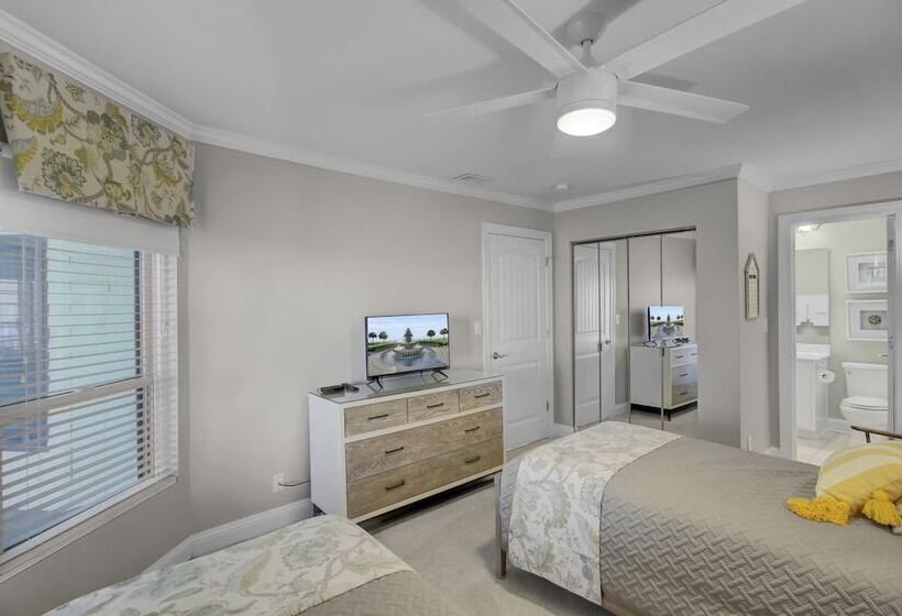 502 Summerhouse By Avantstay Ocean Front Condo W/ Community Pool Access