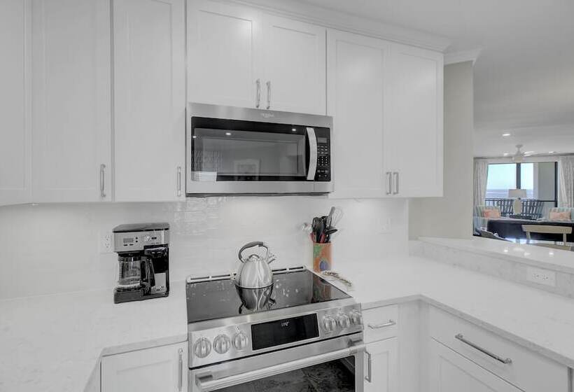 502 Summerhouse By Avantstay Ocean Front Condo W/ Community Pool Access