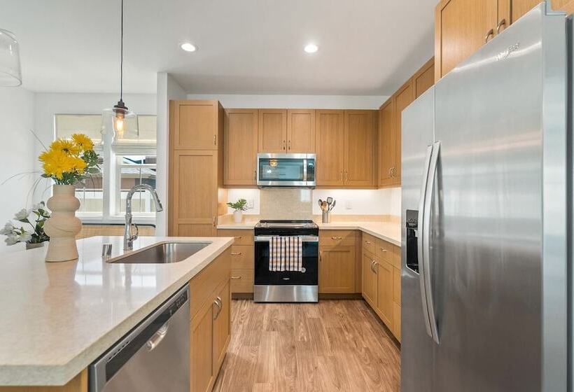 Alaula By Avantstay Gated Security Home W Valley, Ocean Views!