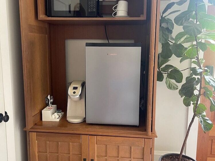 Bed and Breakfast Guesthouse On Girod