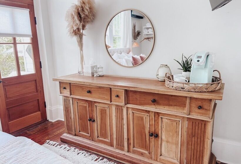 Bed and Breakfast Guesthouse On Girod