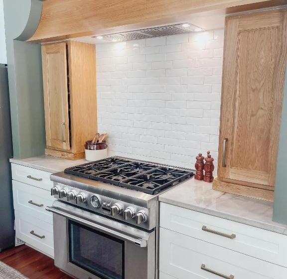 Bed and Breakfast Guesthouse On Girod