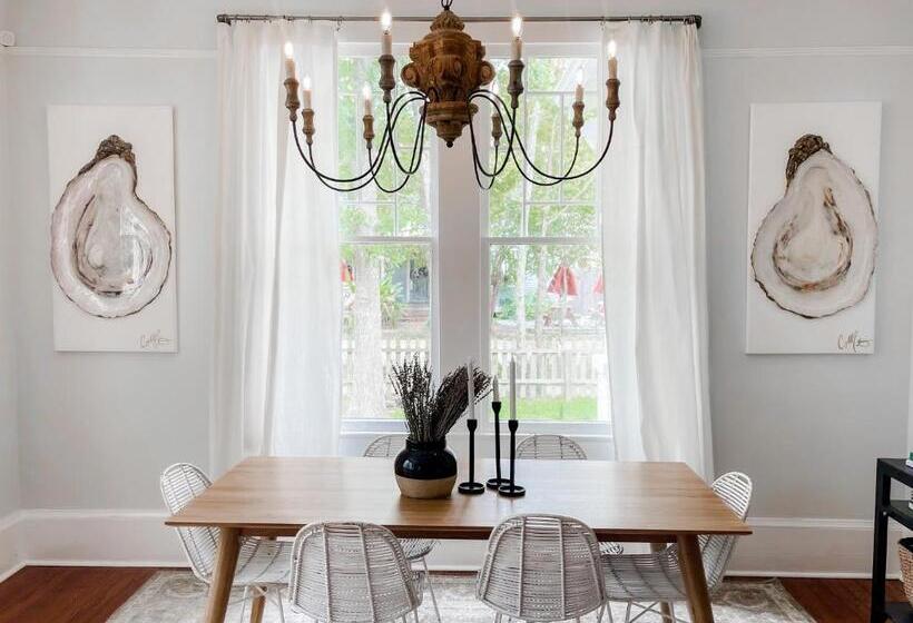 Bed and Breakfast Guesthouse On Girod