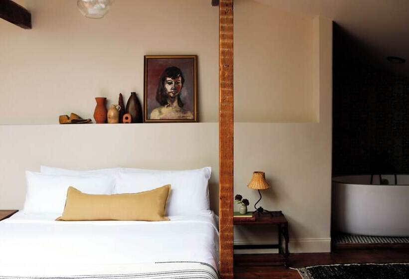 مبيت وإفطار Kingston Carriage House