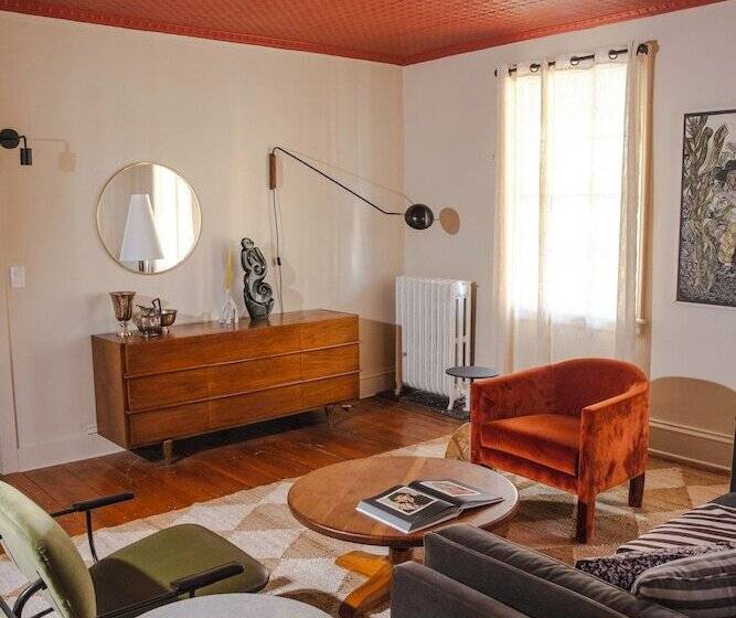 مبيت وإفطار Kingston Carriage House