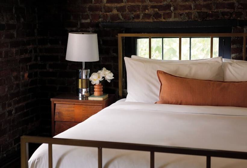 مبيت وإفطار Kingston Carriage House