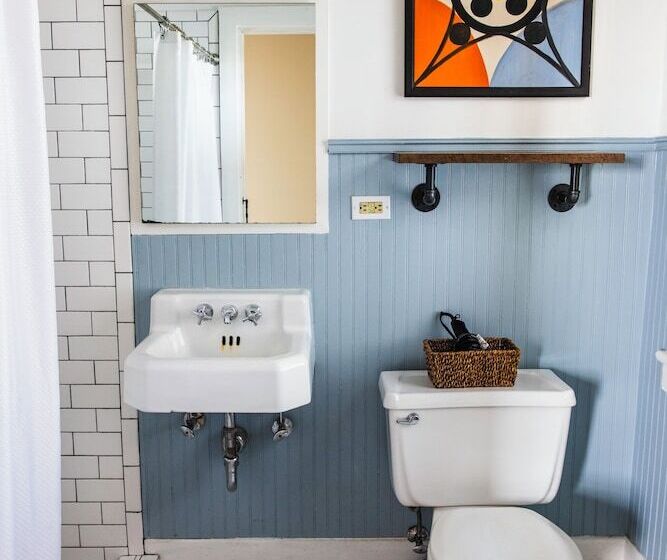 مبيت وإفطار Kingston Carriage House