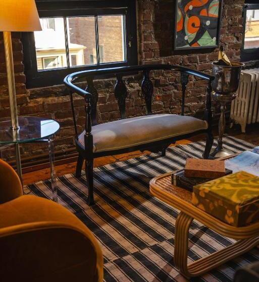 مبيت وإفطار Kingston Carriage House