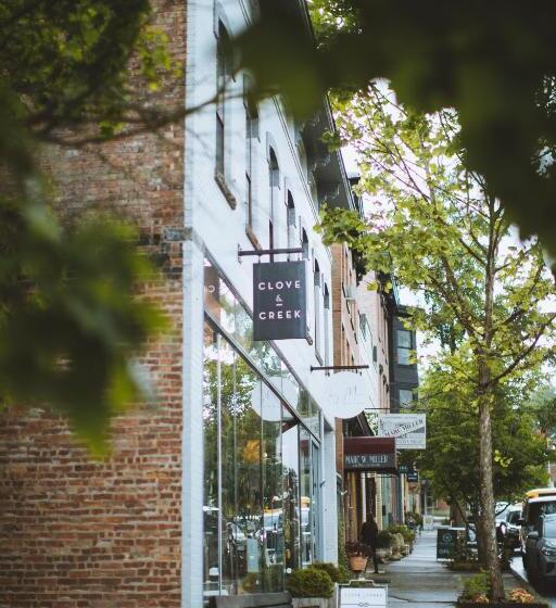 مبيت وإفطار Kingston Carriage House