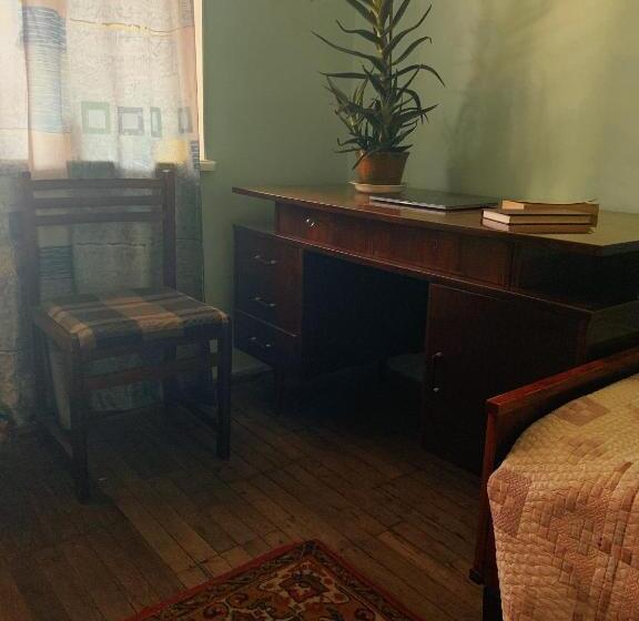 민박 Room In The Centre