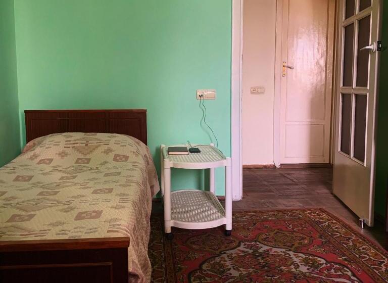 민박 Room In The Centre