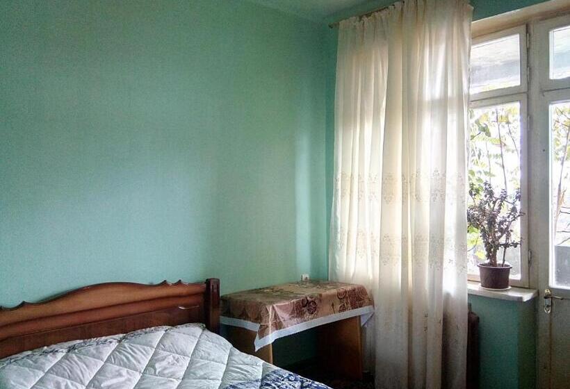 민박 Room In The Centre