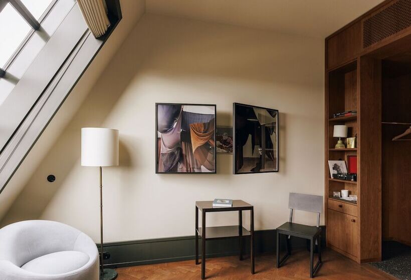 هتل Château Royal Berlin