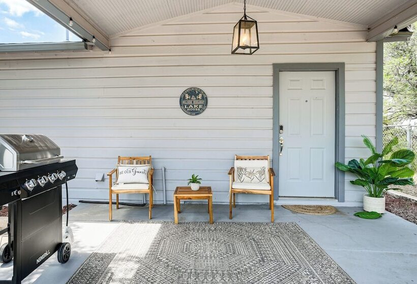 Brownwood Family Home 2 Mi To Public Marina!