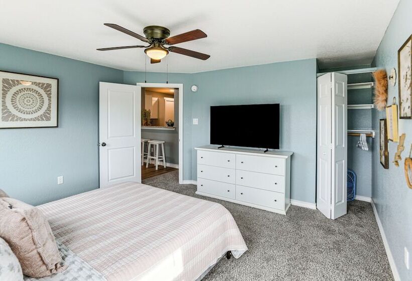 Brownwood Family Home 2 Mi To Public Marina!