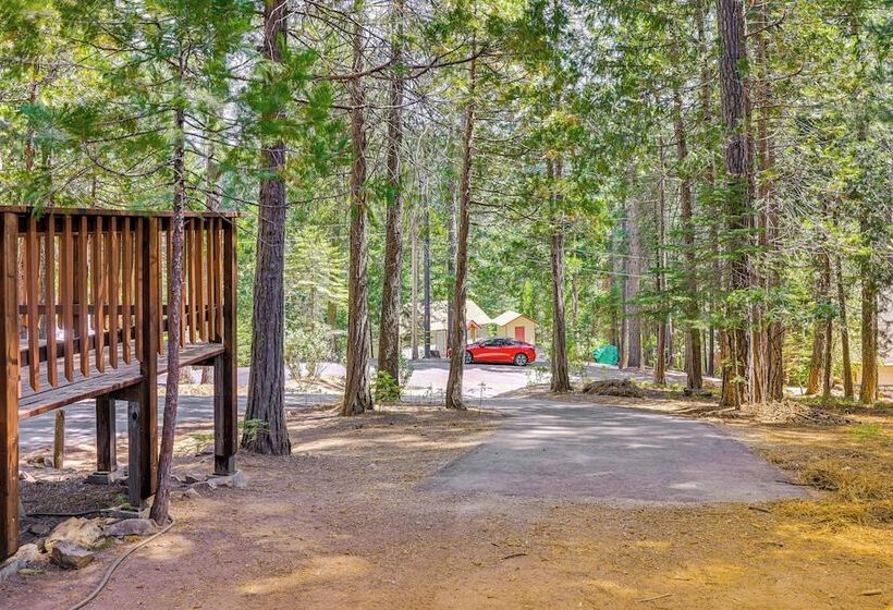 California Mountain Cabin W/ Lake Access & Deck!