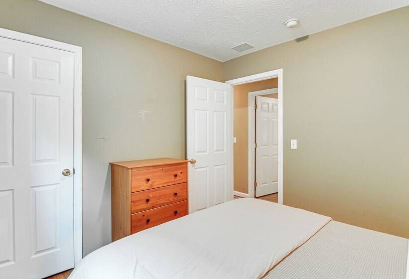 Campton Cottage W/ Hot Tub, Near Hiking + Climbing