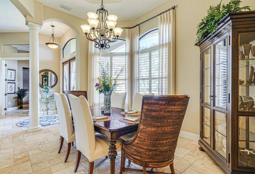 3 Mi To Beach: Cape Coral Escape W/ Private Pool