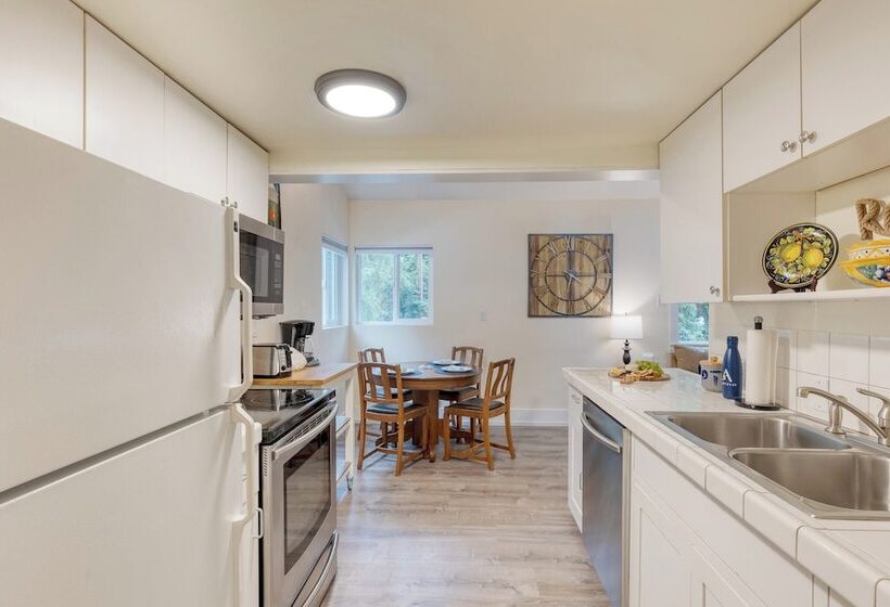 Cottage By The Bay By Avantstay 0.5mi To Beach!