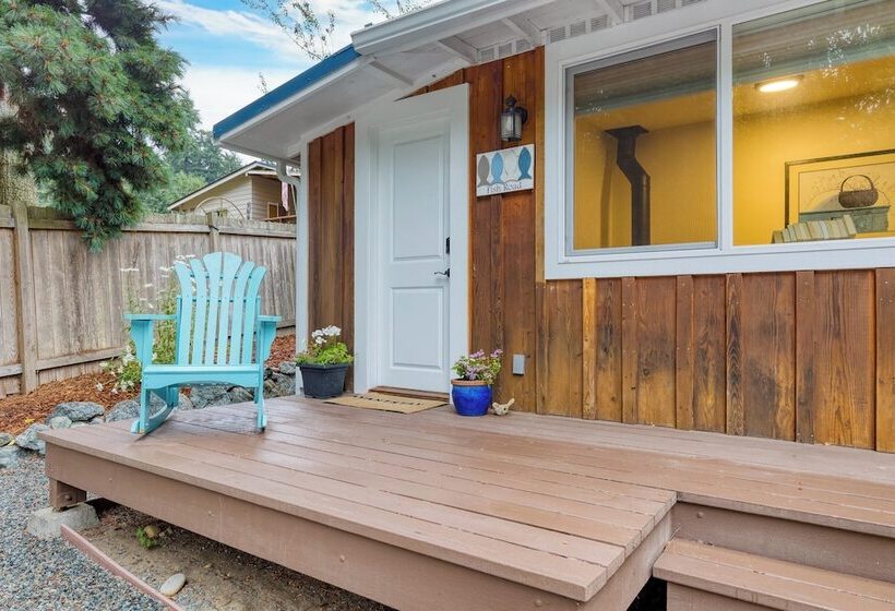 Cottage By The Bay By Avantstay 0.5mi To Beach!