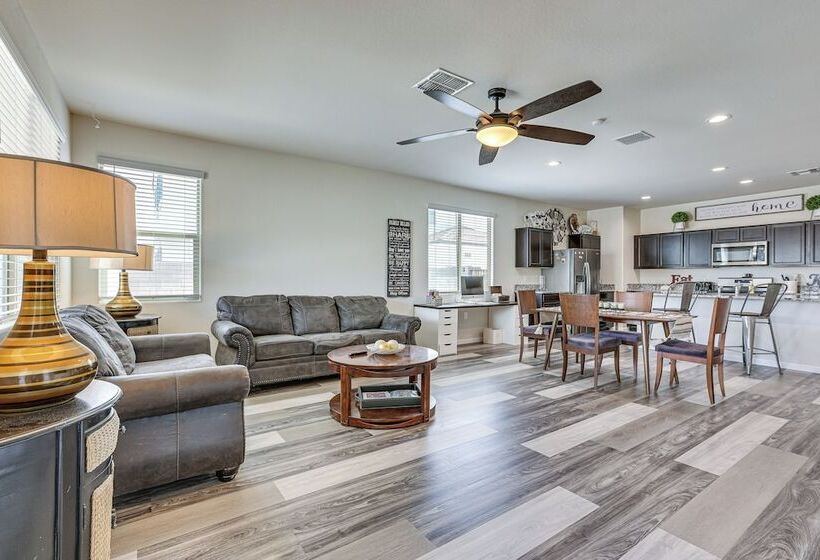 Cozy Buckeye Home W/ Patio & Fire Pit!