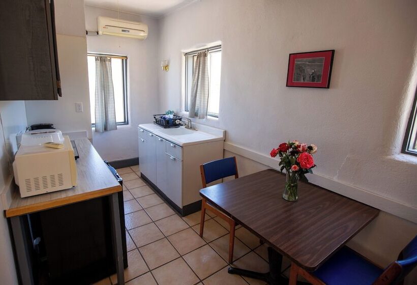 Dam Site Historic District Casitas