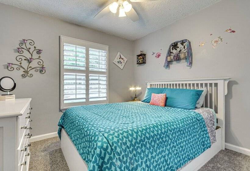 Fort Walton Beach Home W/ Pool: 5 Mi To Beach!