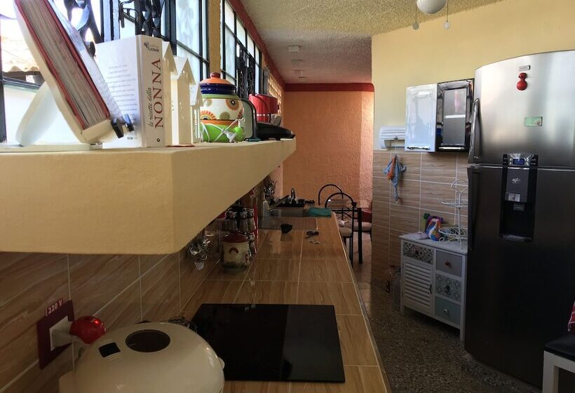 Hostal Casa Lay