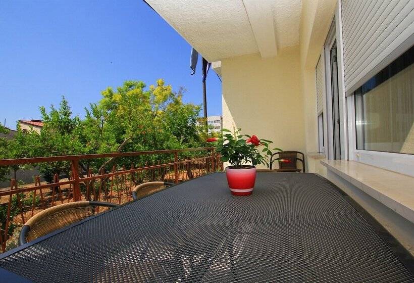 هتل Apartment Anica