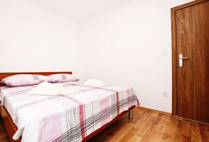 هتل Apartment Anica