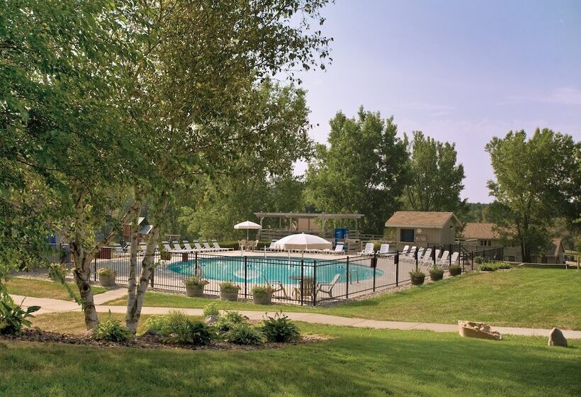 בית מלון כפרי Club Wyndham Tamarack