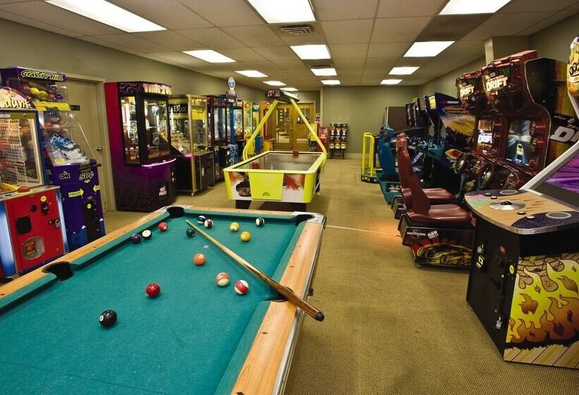 בית מלון כפרי Club Wyndham Tamarack