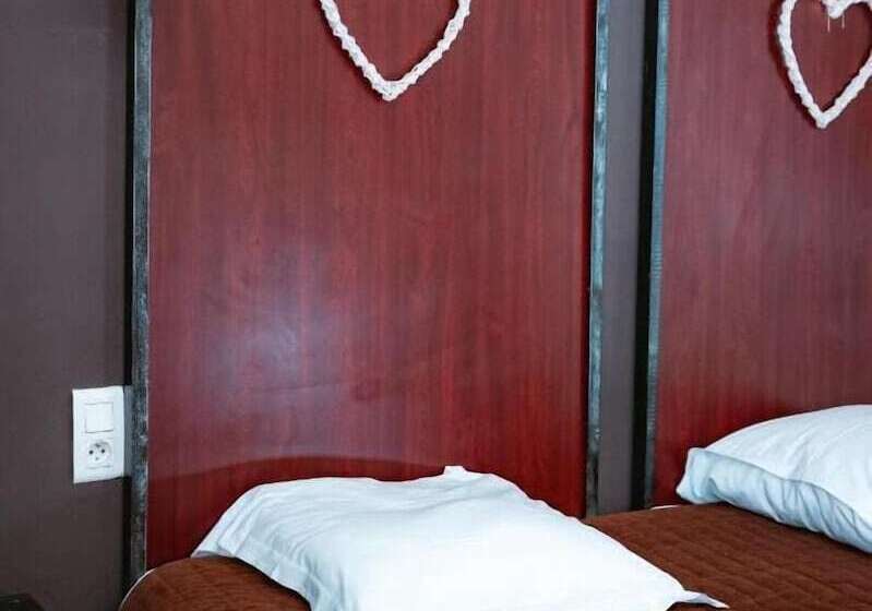 فندق Mas De Baumes   Ferrières