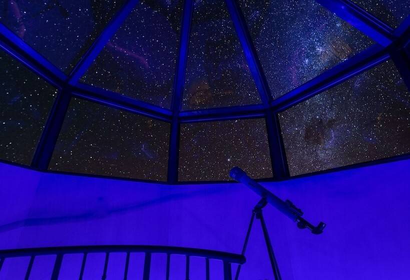 בית מלון כפרי The Roxbury At Stratton Falls