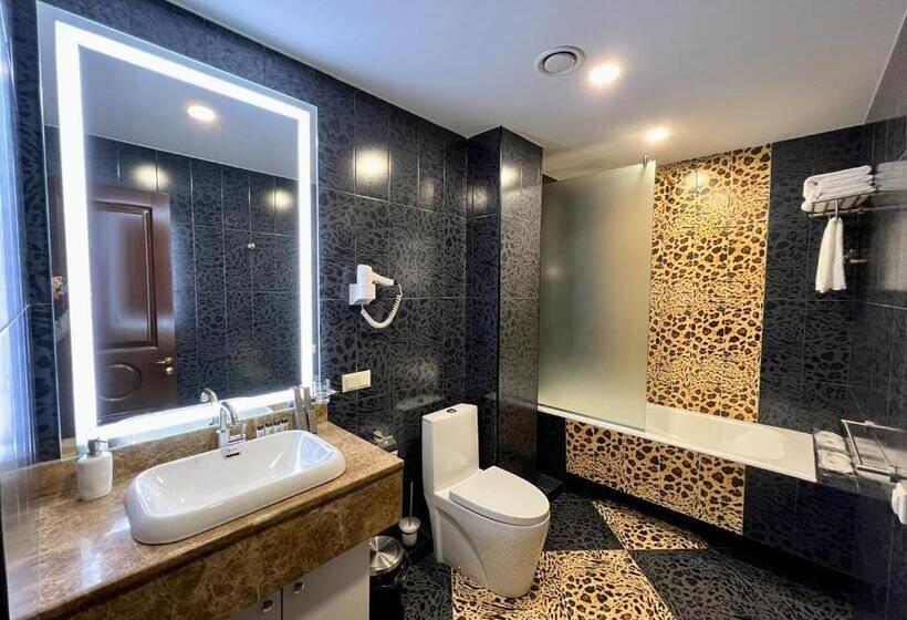 호텔 Yerevan Resident