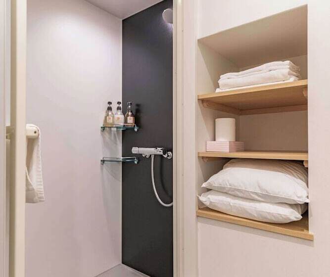 Kansai International Airport Hotel 11