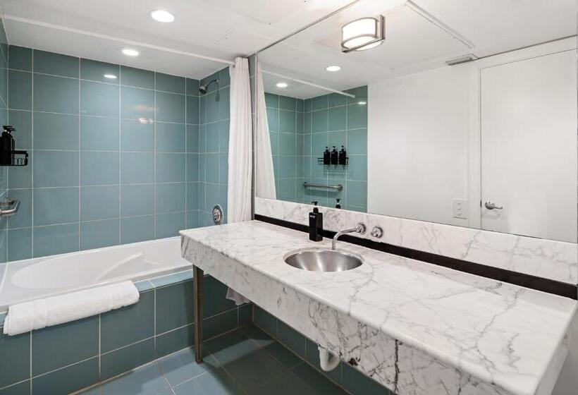 Kasa La Flora And Impala Miami Beach