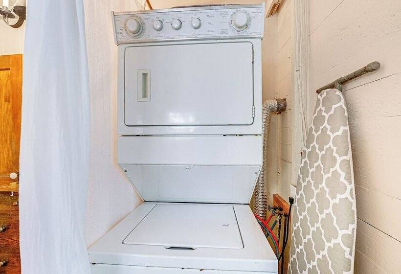 ~ 1 Mi To Dtwn Grand Haven: Lake Michigan Cabin