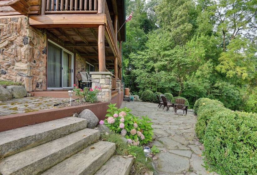 Lakefront Jones Cabin W/ Private Dock & Game Room!