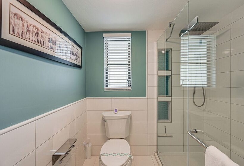 Marco Island Family Home: Pool, Lanai, Backyard!