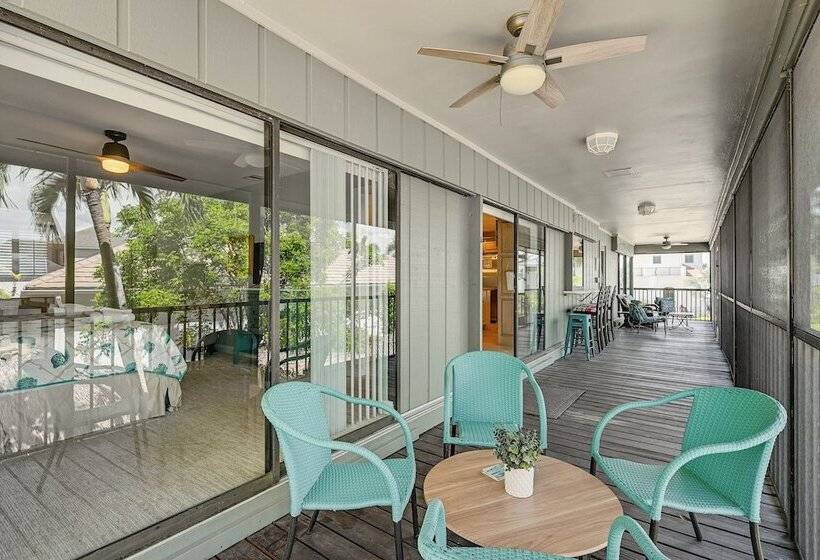 Marco Island Family Home: Pool, Lanai, Backyard!