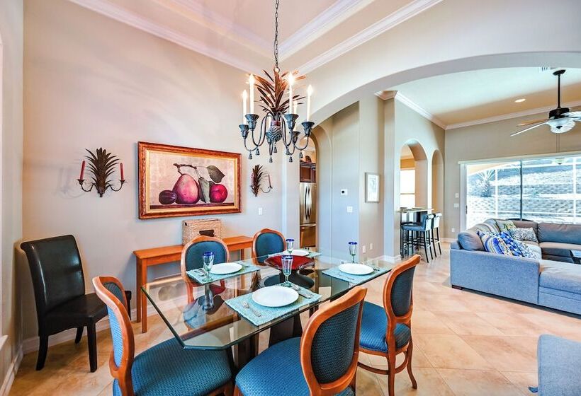 Marco Island Home W/ Private Pool: 3 Mi Beach!