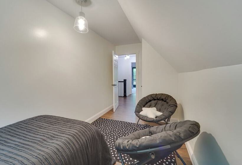 1 Mi To Massanutten Resort: Cabin W/ Fire Pit!