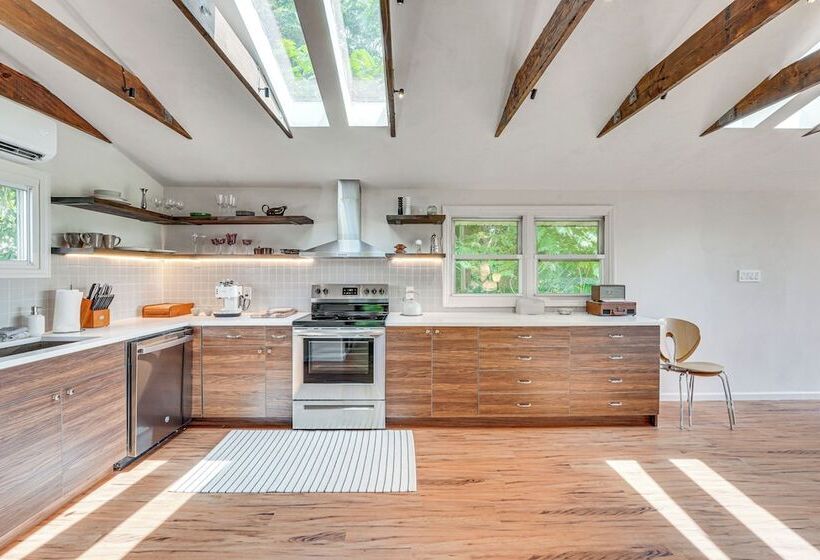 Game Room & Yard: Mid Century Modern Kingston Home