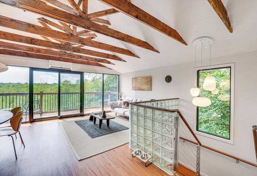 Game Room & Yard: Mid Century Modern Kingston Home