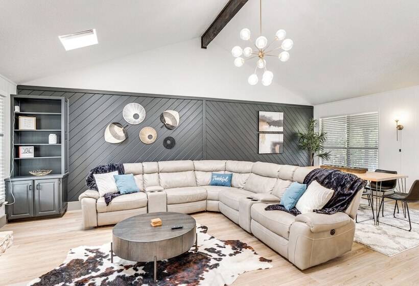 Modern Georgetown Home < 2 Mi To Blue Hole Park!