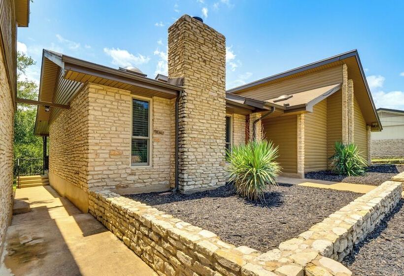 Modern Georgetown Home < 2 Mi To Blue Hole Park!